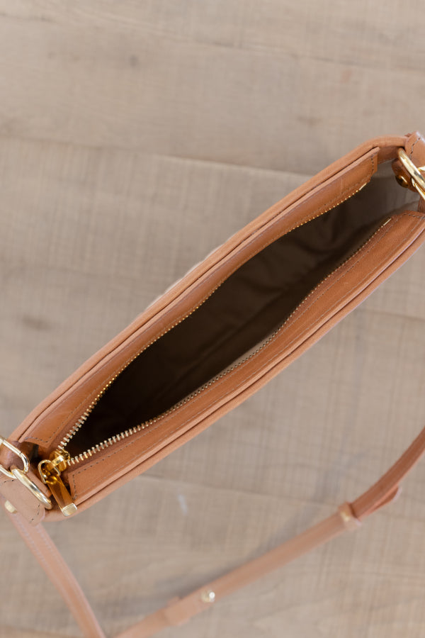 Whale Tail Weaving Leather Clutch_Side View Open